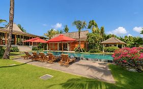 Villa Mannao By Villa Finder